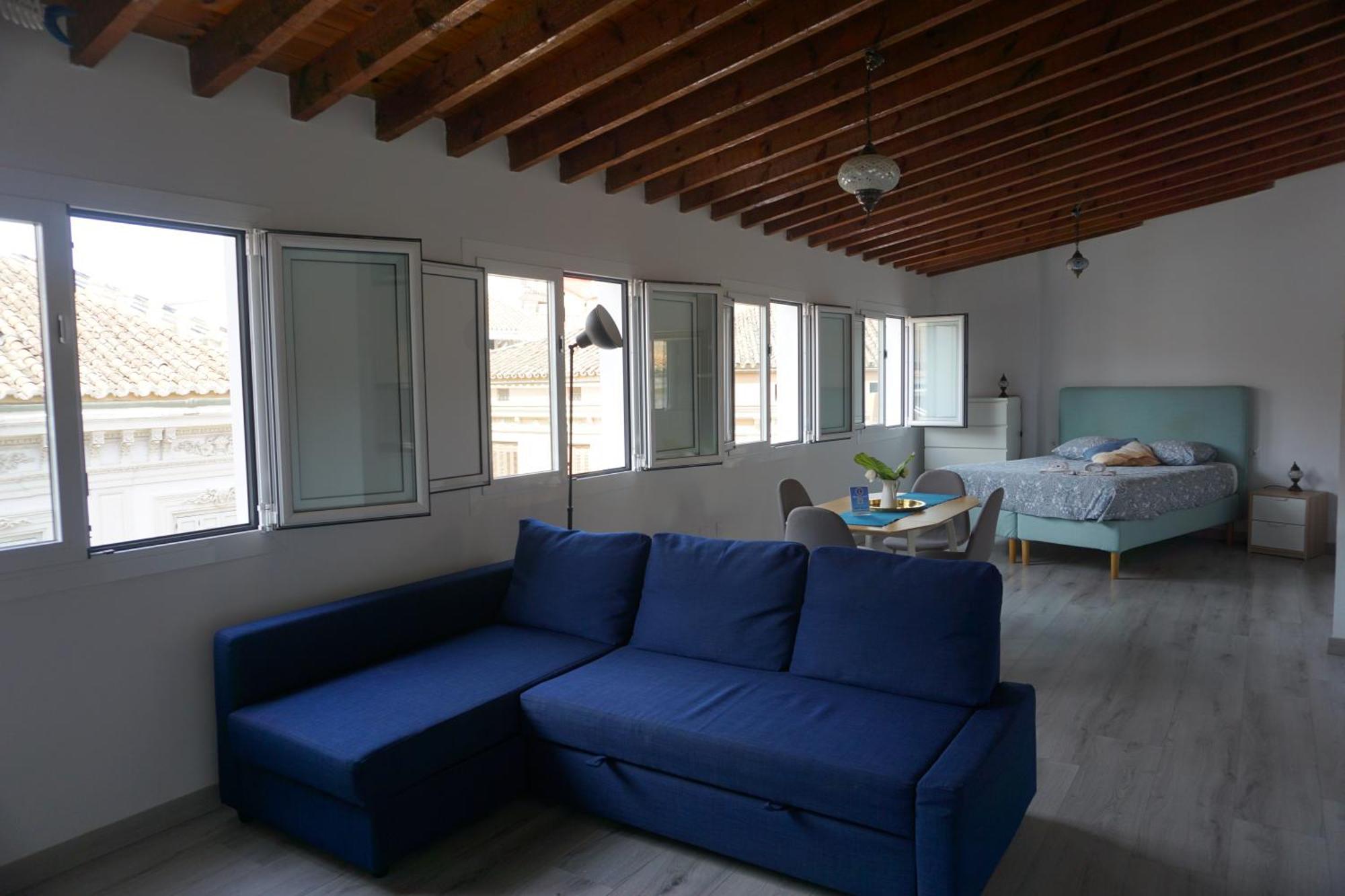 Apartamentos Mediterranea Centro 말라가 외부 사진